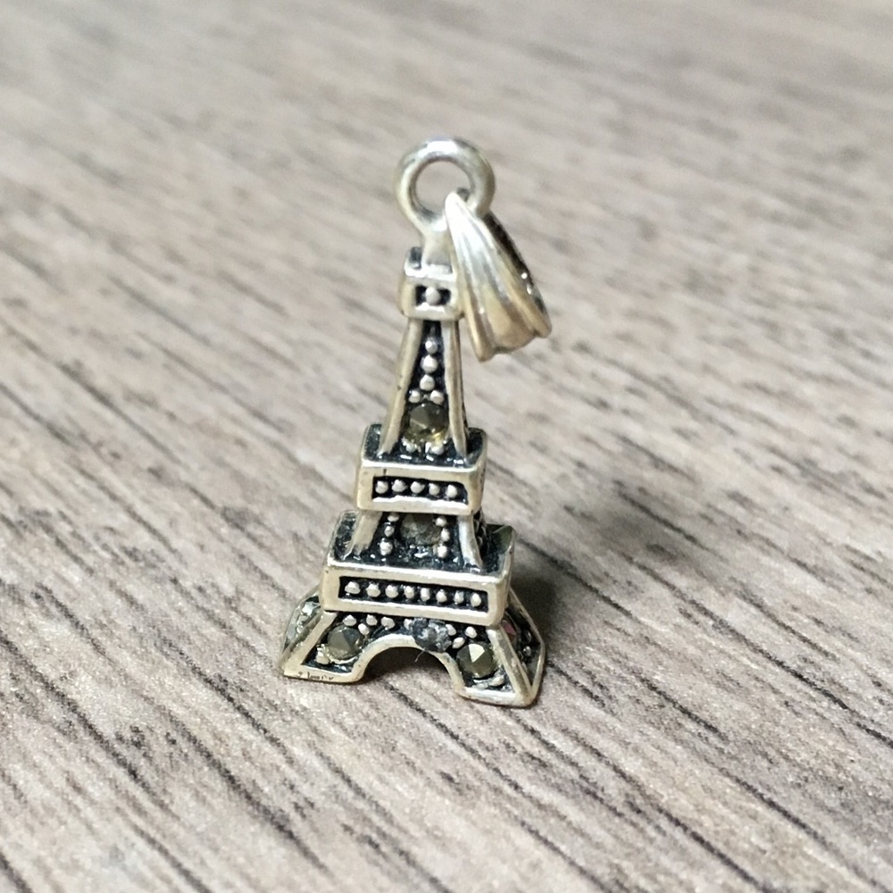Eiffel Tower Charm